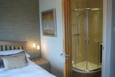 Bedroom with en-suite shower room